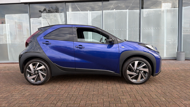 Toyota Aygo X 1.0 VVT-i Edge 5dr Petrol Hatchback